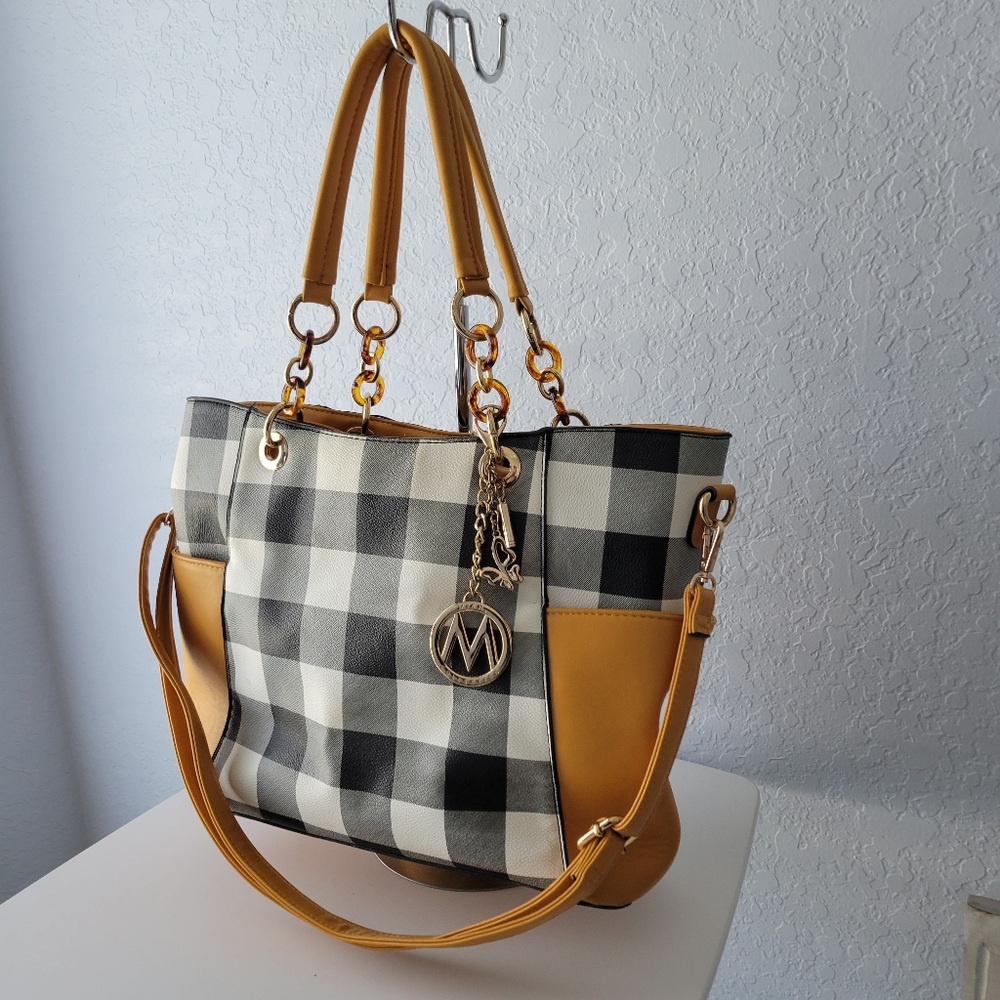 MKF Collection Yale  Buffalo Plaid 2-PC Set Tote Bag & Wristlet Wallet - Picture 11 of 16